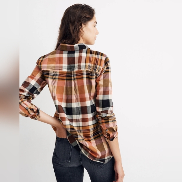 Madewell Classic Ex-Boyfriend Shirt in Coral Seconda Plaid, Size XS - Picture 2 of 10